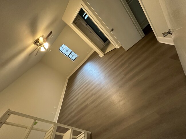 Foto del edificio - 7934 Grandridge Dr