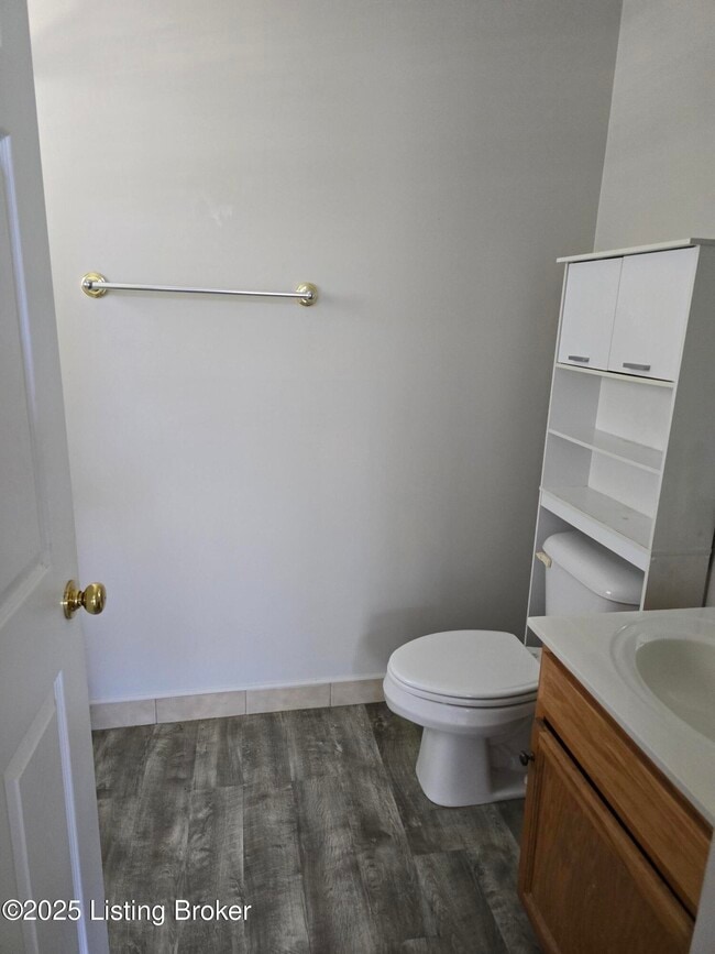 Building Photo - 1110 Westlynne Place
