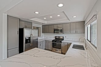 Building Photo - 23 Coronado Ct