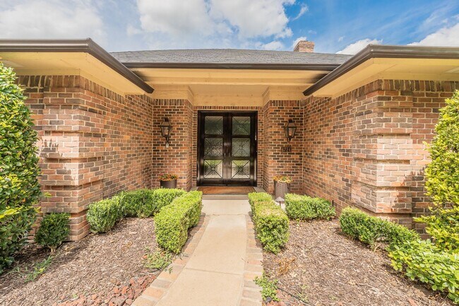 Foto del edificio - Stunning 4-bedroom, 3-bathroom