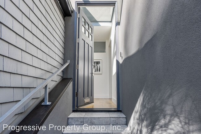 Building Photo - 4 br, 3 bath House - 131 Laidley Street