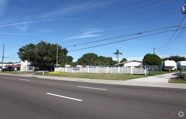 Foto del edificio - Glen Ellen Mobile Home Park