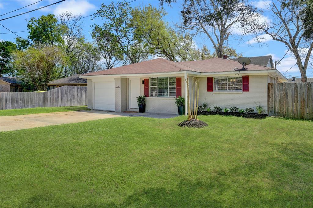 Foto principal - 334 Pennington Dr