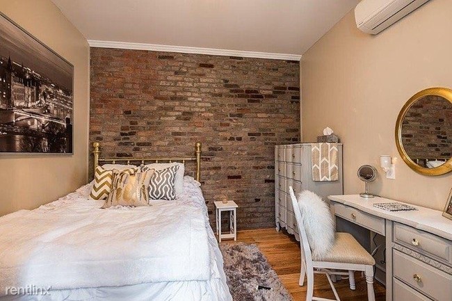 Foto del edificio - 6 br, 3 bath House - 1817 Wrights Way HOUSE