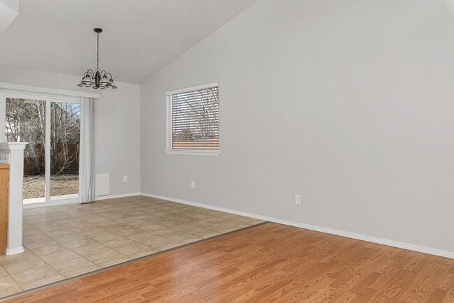 Building Photo - Welcome to Star! Great location 3 bed 2.5 Bath
