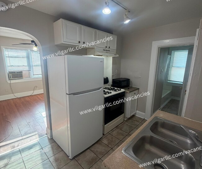 Foto del edificio - 5025 Tod Ave