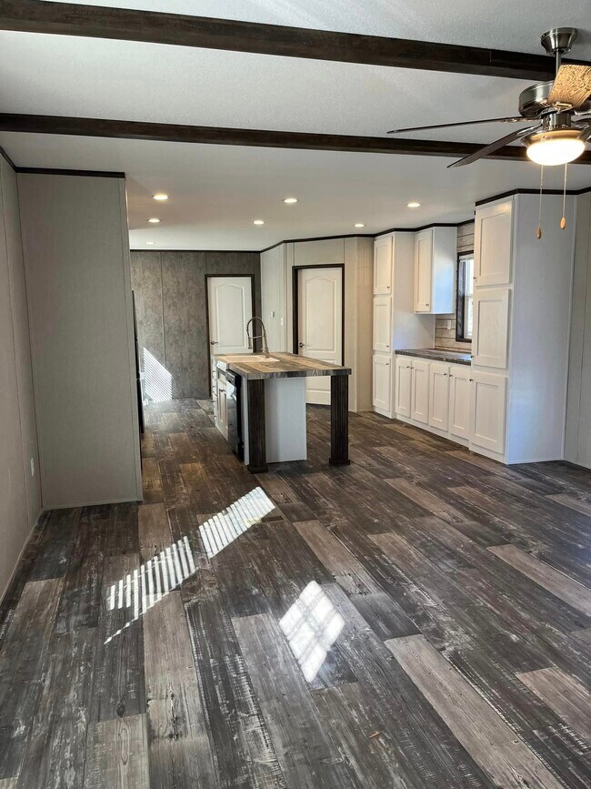 Foto del edificio - 107 Toledo St