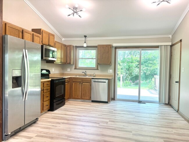 Photo - 1708 Deer Run Dr House