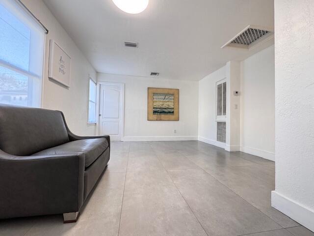 Foto del edificio - 1021 NE 33rd St