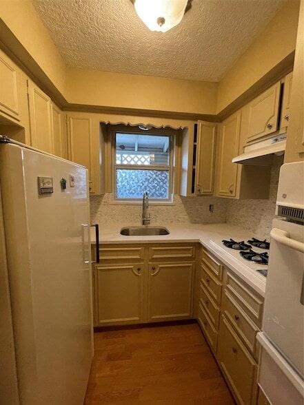 Building Photo - 1324 Cortlandt St