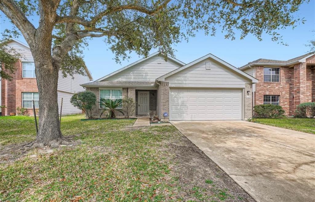 1226 Bartlett Cove Dr, Houston, TX 77067 House for Rent in Houston