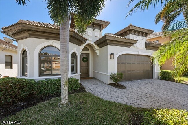 Building Photo - 1419 Serrano Cir