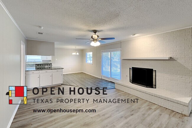 Foto del edificio - 2120 Hurstview Dr, Hurst