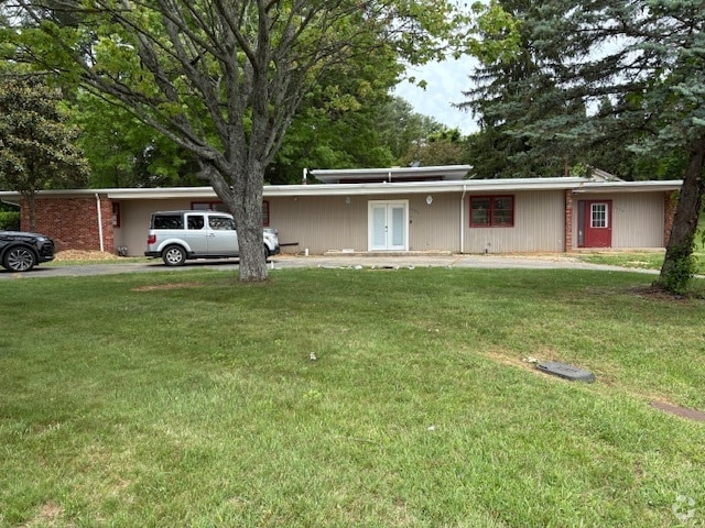 Building Photo - 2406 Browns Mill Rd