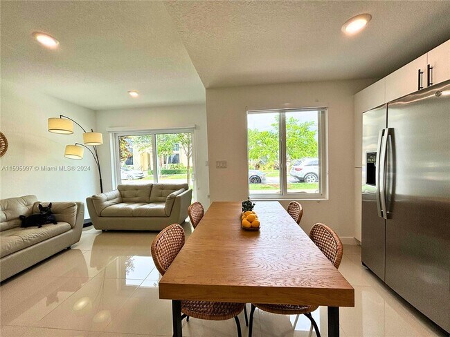 Foto del edificio - 25772 SW 143rd Path