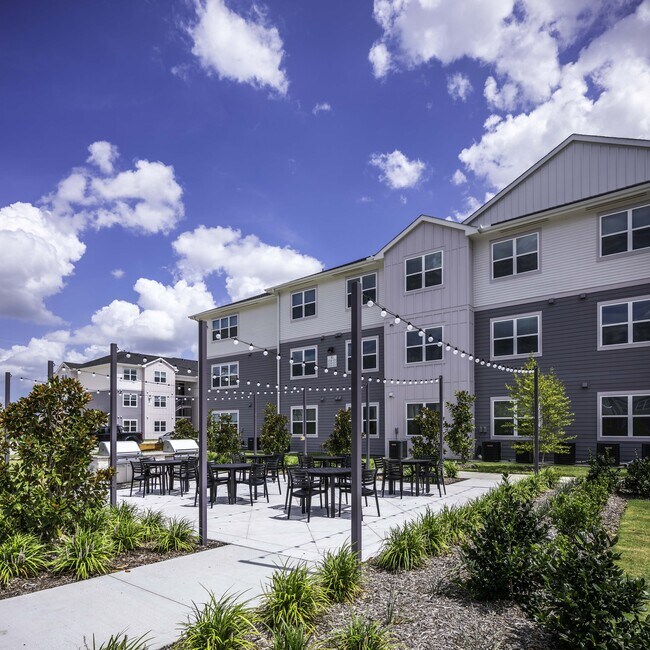 Patio al aire libre Beckett Cottingham - Beckett Cottingham