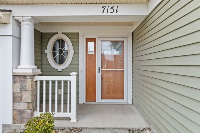 Building Photo - 7149 Challenger Cir