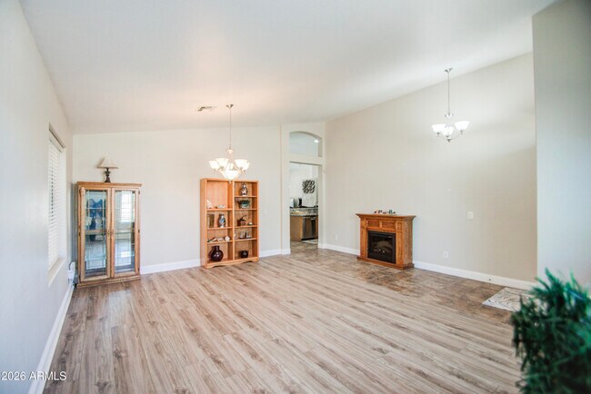 Foto del edificio - 43205 Roth Rd