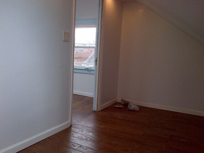 Foto del edificio - 3215 168th St