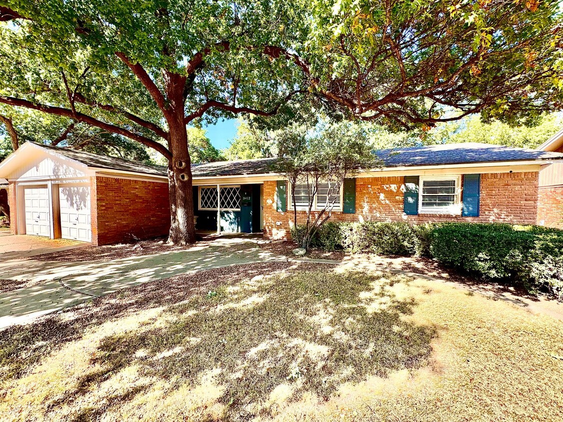 Foto principal - 3Bed/2Bath in LISD Available Now!