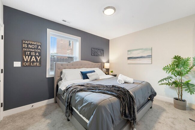 Foto del edificio - 2207 W 18th St