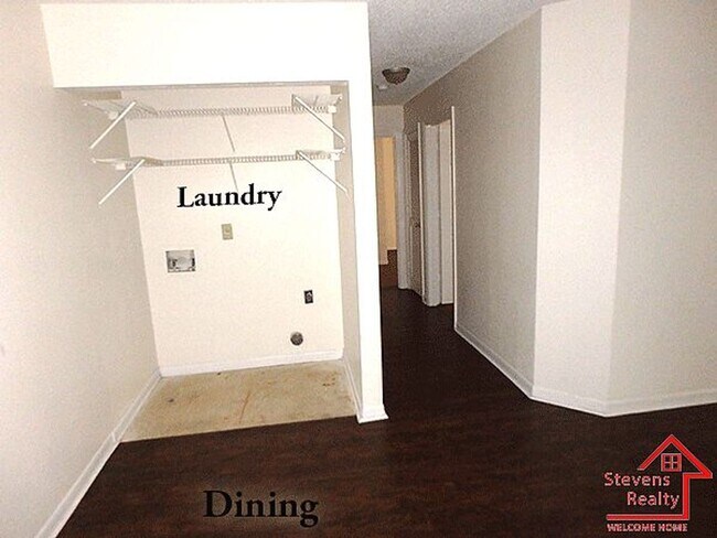 Foto del edificio - 430 Oriole Dr