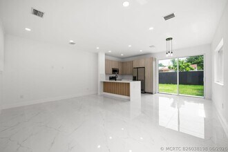 Building Photo - 1355 NW 42nd St