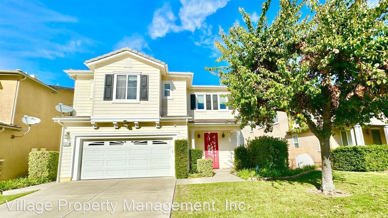 Primary Photo - 3 br, 2.5 bath House - 3869 Lake Circle Drive