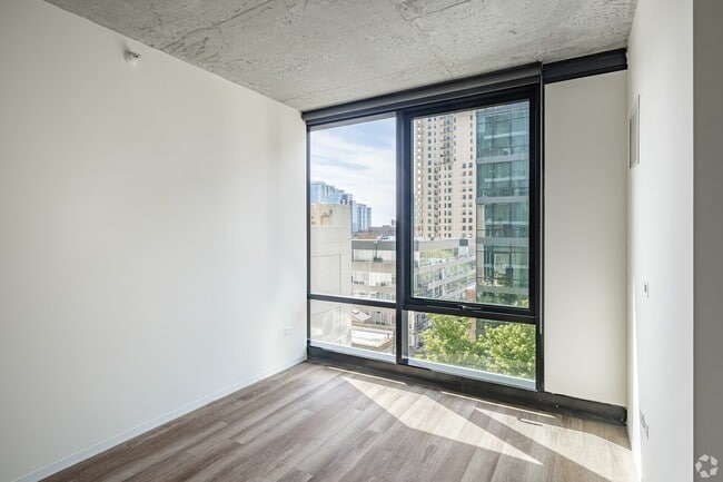 Building Photo - 53 E 14th St