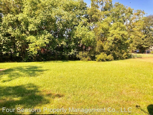 Foto del edificio - 3 br, 1 bath House - 128 Cherry Court