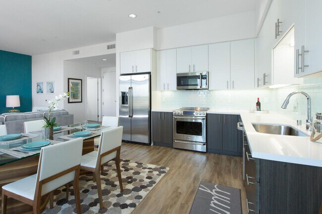 Foto del edificio - 150 S Taaffe St