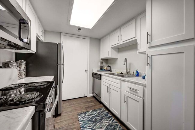 Building Photo - Waterfield Court