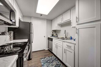 Building Photo - Waterfield Court