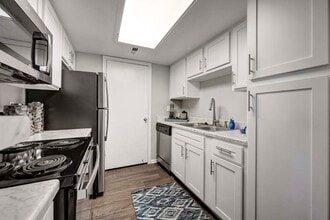 Building Photo - Waterfield Court