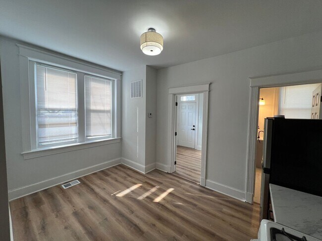 Foto del edificio - 1941 16th St SE