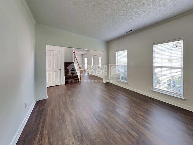 Building Photo - 4763 Asherton Place NW