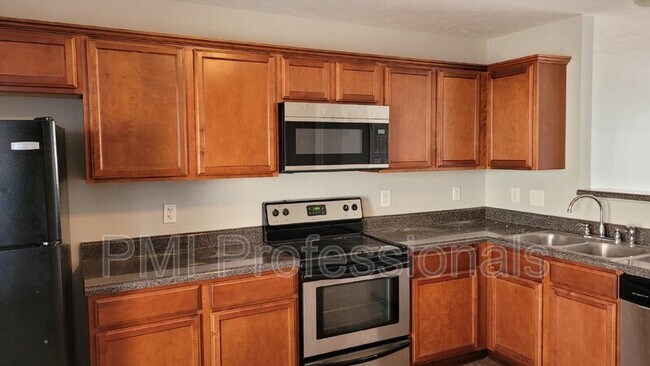 Building Photo - 6026 Cullen Dr