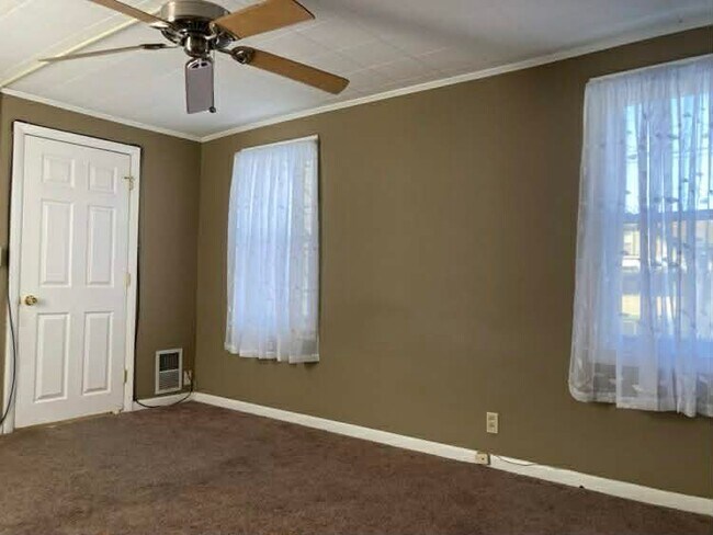 Foto del edificio - 51 Pleasant St