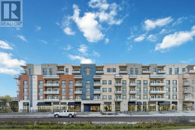 Building Photo - 397-397 Codd's Rd
