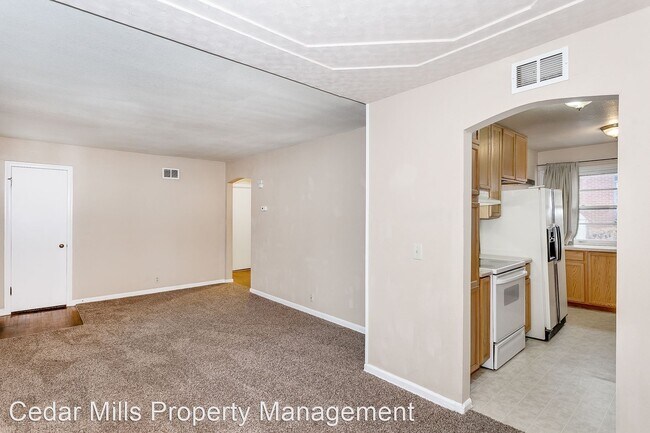 Building Photo - 3 br, 1.5 bath House - 1001 S. Fabrique