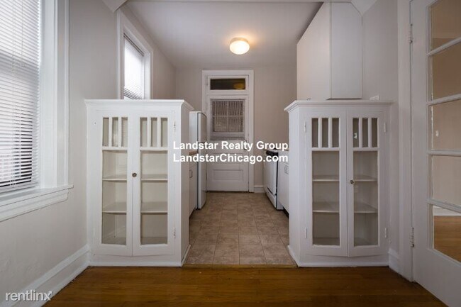 Foto del edificio - Studio, 1 bath House - 4107 North Kedzie