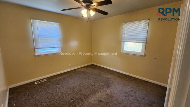 Building Photo - 3 Bedroom house in South Weber