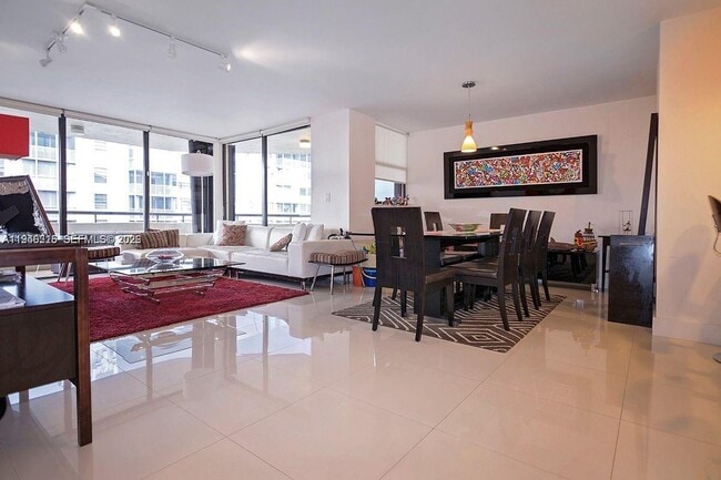 Foto del edificio - 170 Ocean Ln Dr