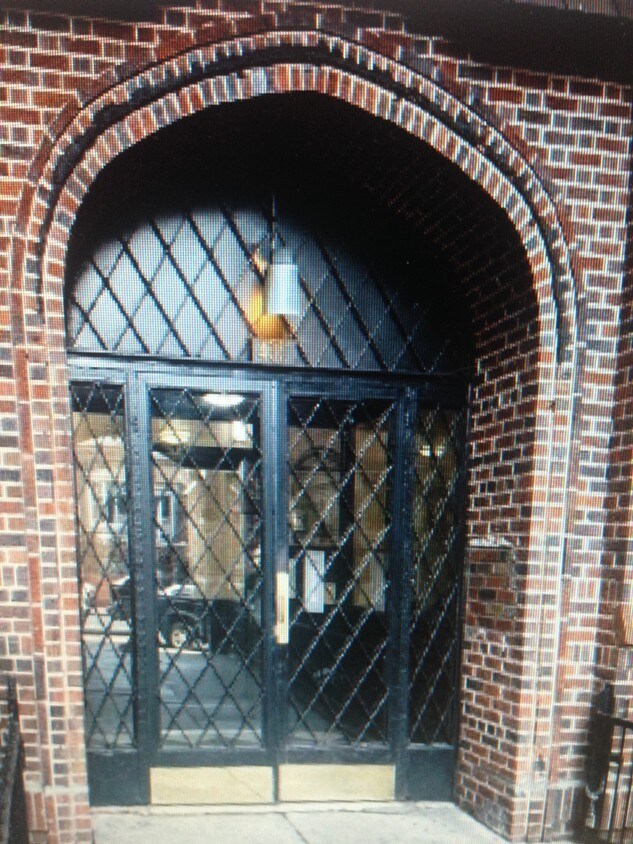 Primary Photo - 401 Schenectady Ave