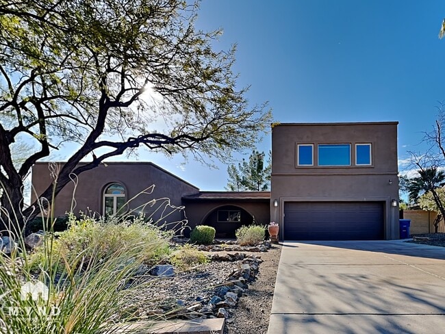 Building Photo - 15811 E Richwood Ave