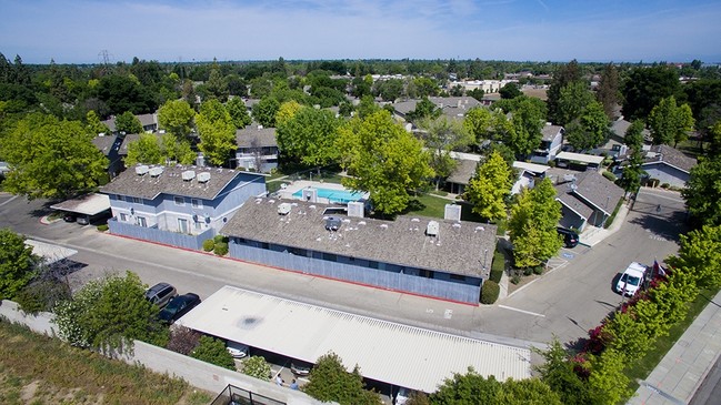 Building Photo - Peach Brook Apartments