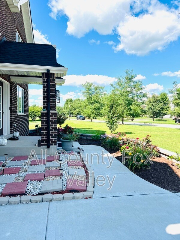 Foto del edificio - 3078 Longcommon Pkwy