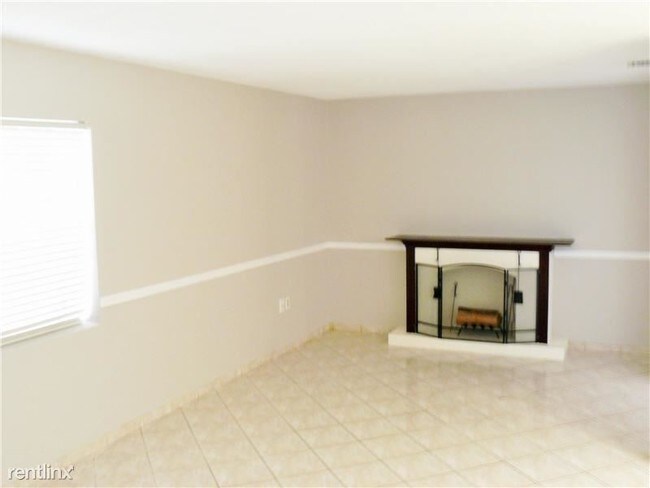 Building Photo - 13717 SW 149th Circle Ln