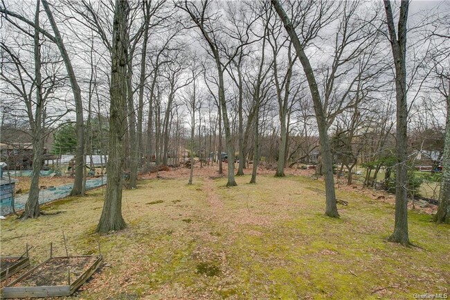 Building Photo - 378 NY-306
