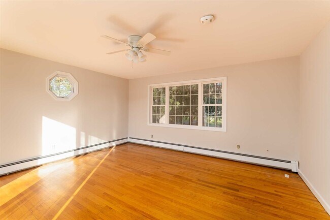 Building Photo - 2808 NY-52